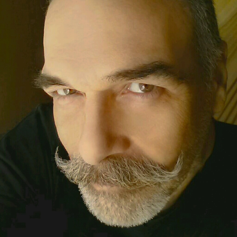 Meet your Posher, Eric